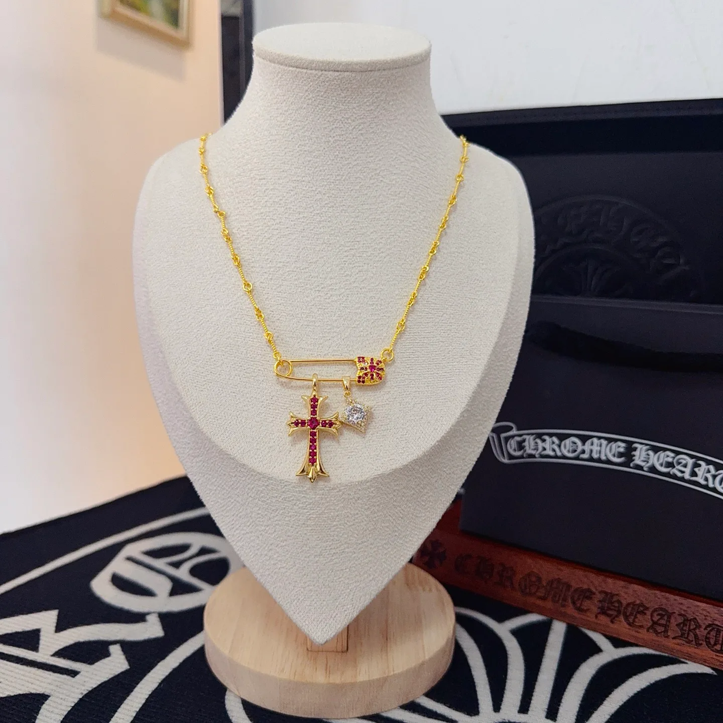 Бижутерия Chrome Hearts 11240587