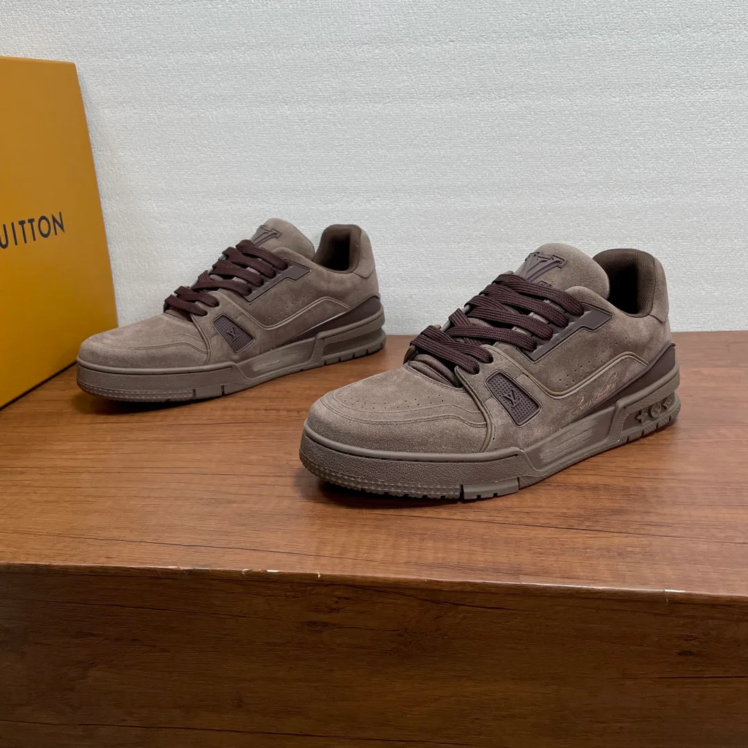 Кроссовки Мужские Louis Vuitton 17461093