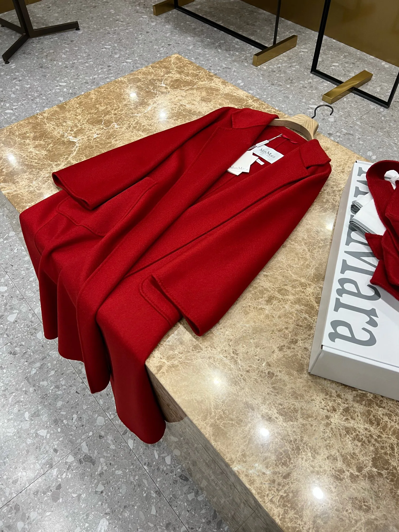 Пальто Женские Max Mara 651030