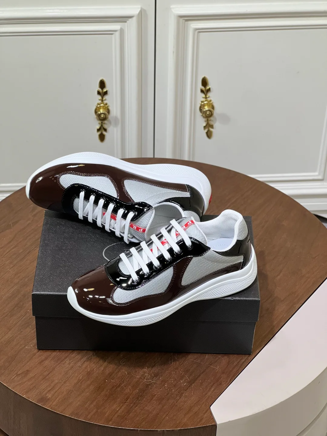 Кроссовки Женские Prada 17682034