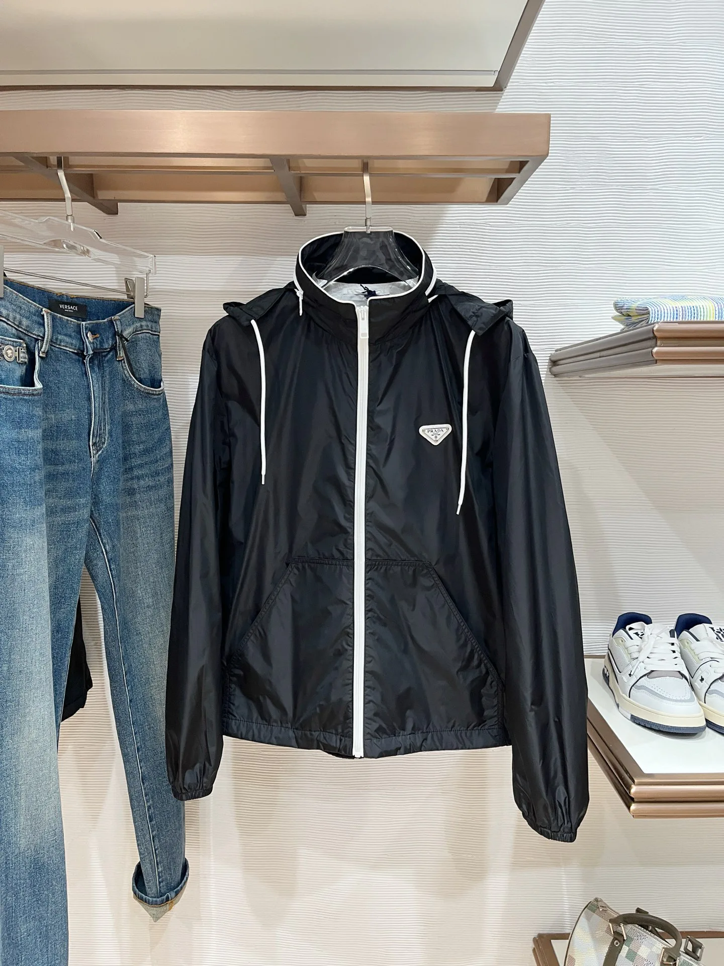 Куртки И Пуховики Мужские Prada 11392203