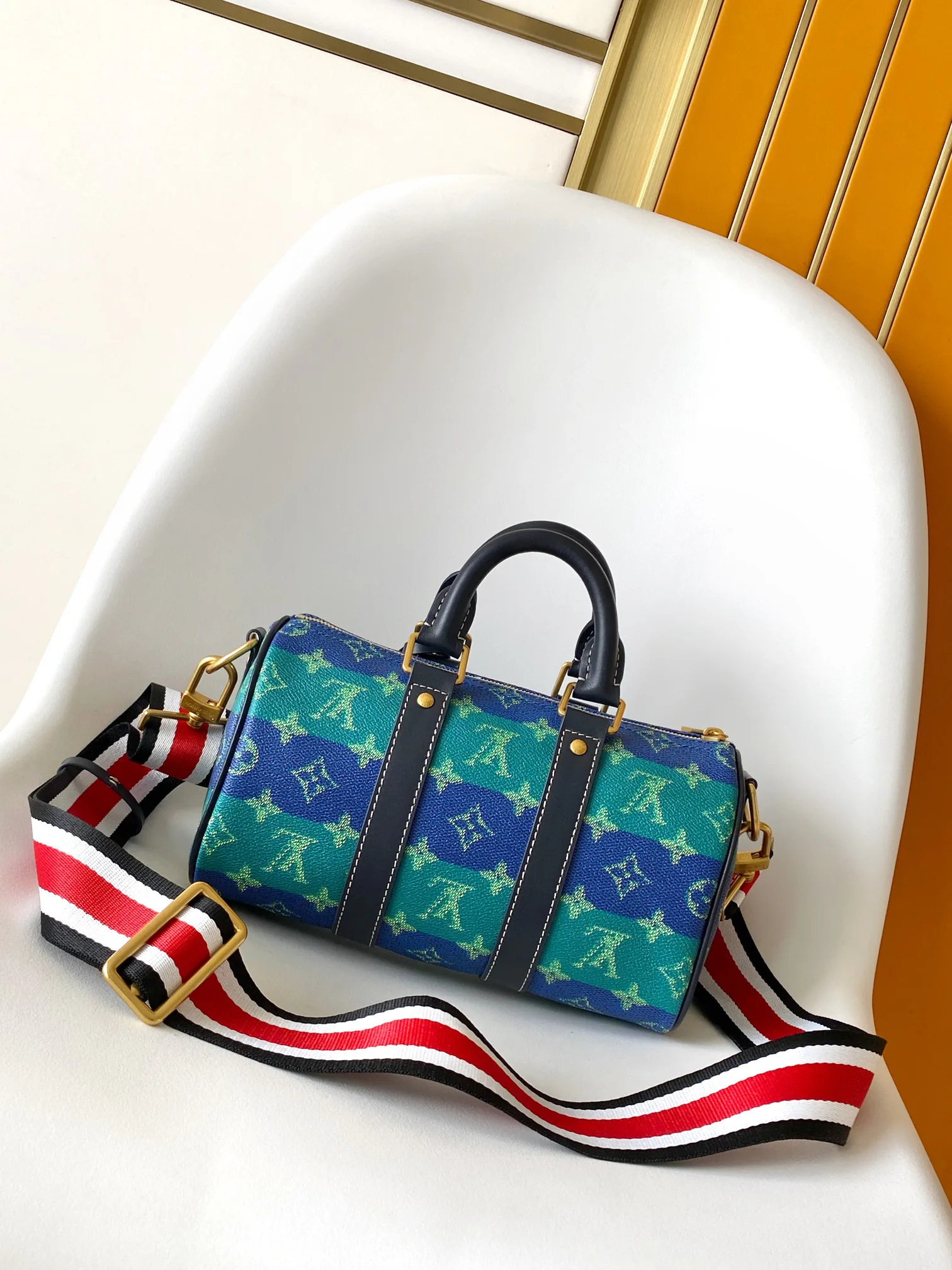 Сумки На Ремне Женские Louis Vuitton 87205