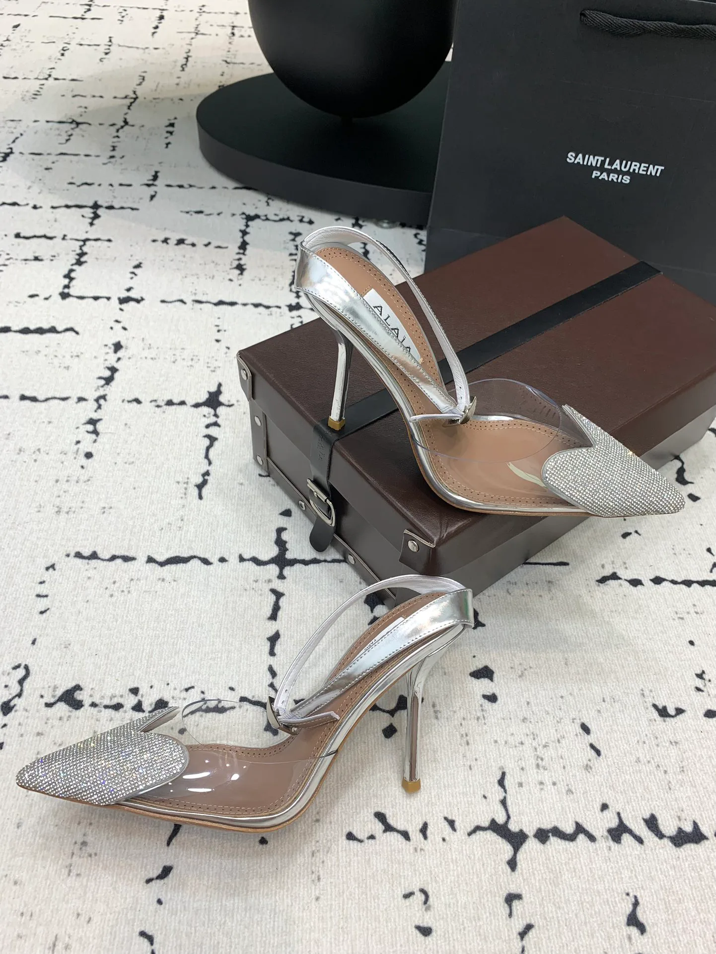 Туфли Женские Alaia 8700