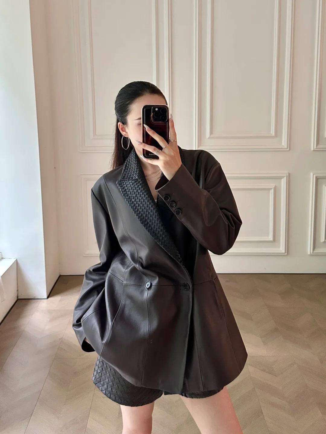 Кожаные Куртки И Дублёнки Женские Bottega Veneta 18200627