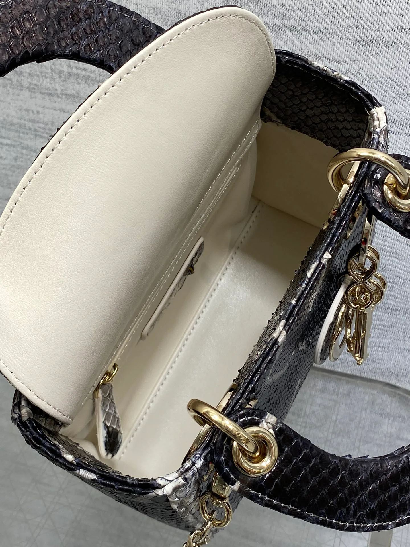 Классические Сумки Женские Christian Dior 11581706