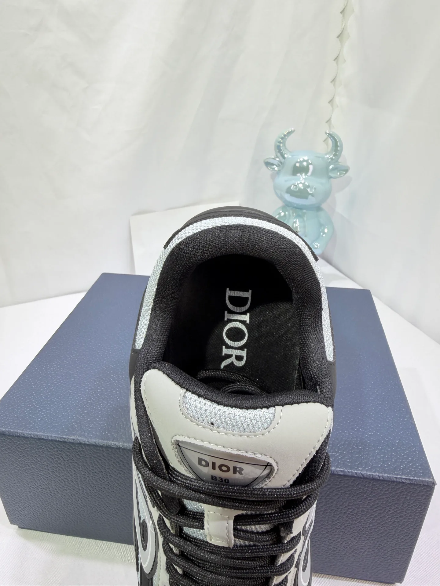 Кроссовки Женские Christian Dior 18743913