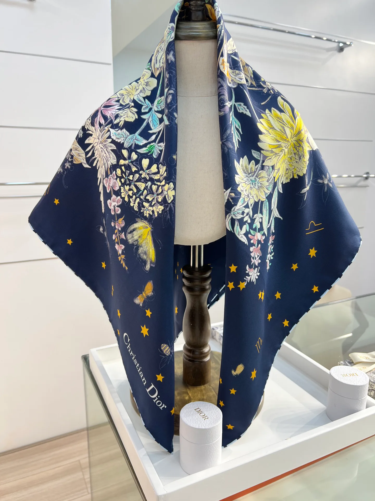 Платки Christian Dior 1883251