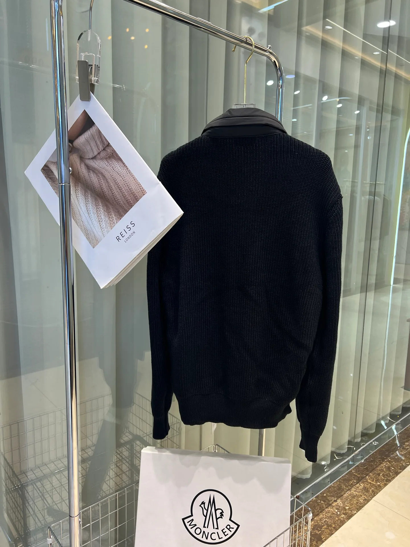 Куртки И Пуховики Мужские Moncler 1956487