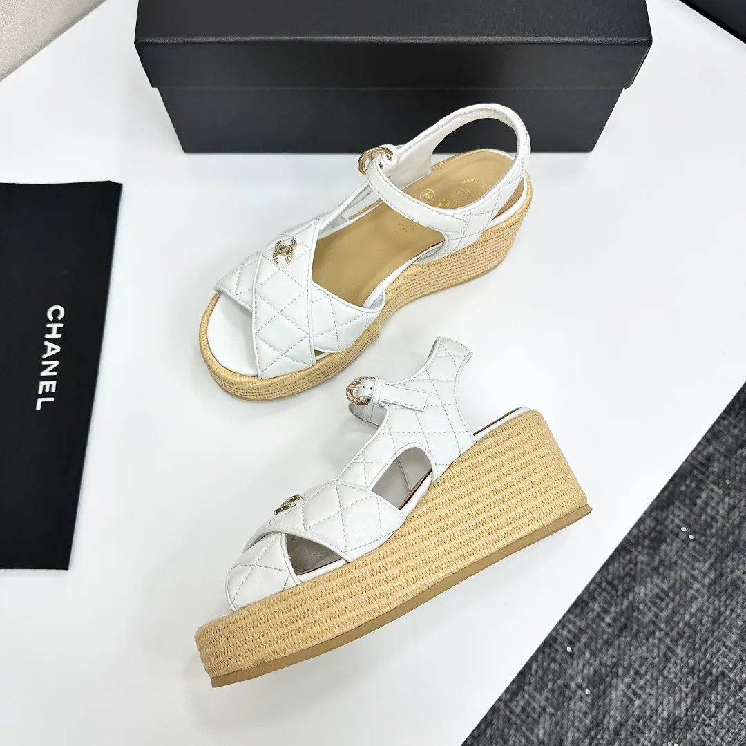 Сандалии Женские Chanel 11627944