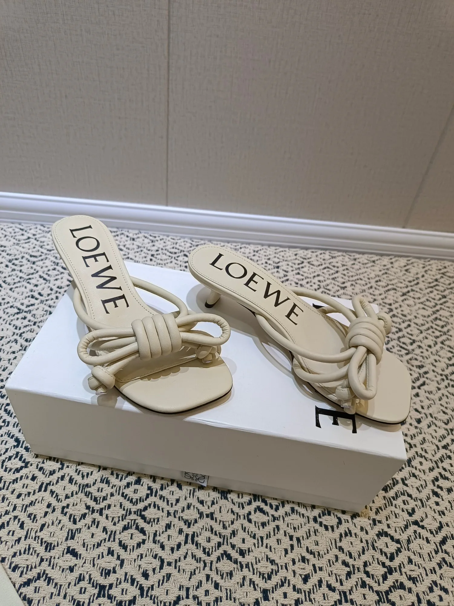 Сандалии Женские Loewe 11564285