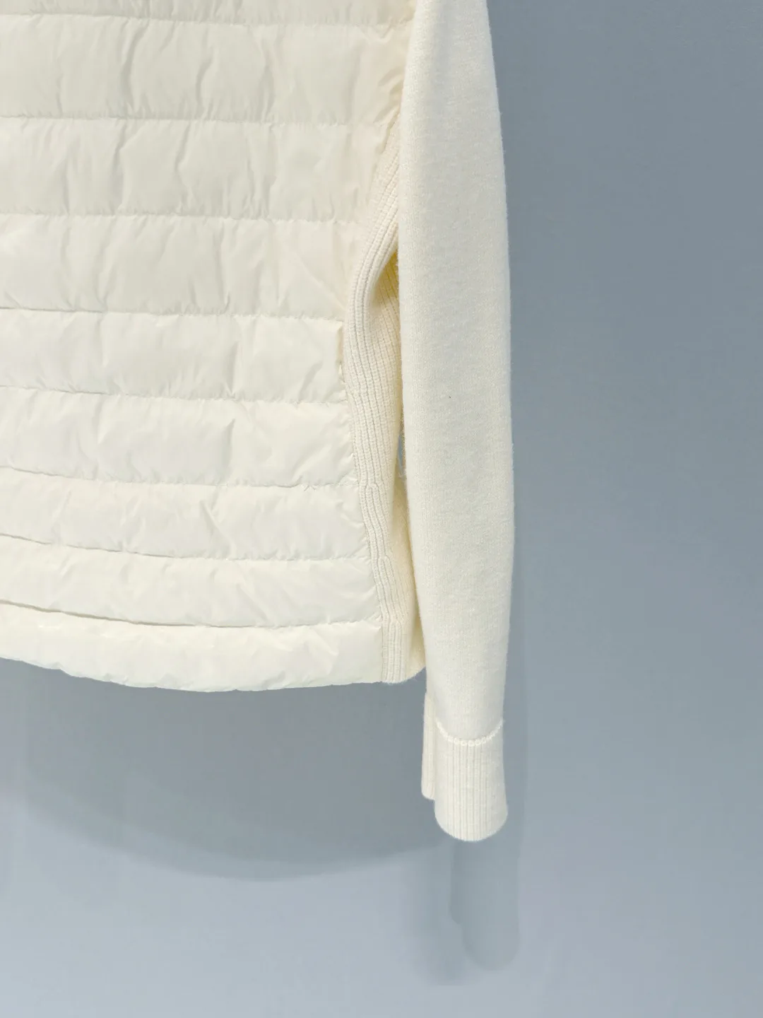 Куртки И Пуховики Женские Moncler 1523729