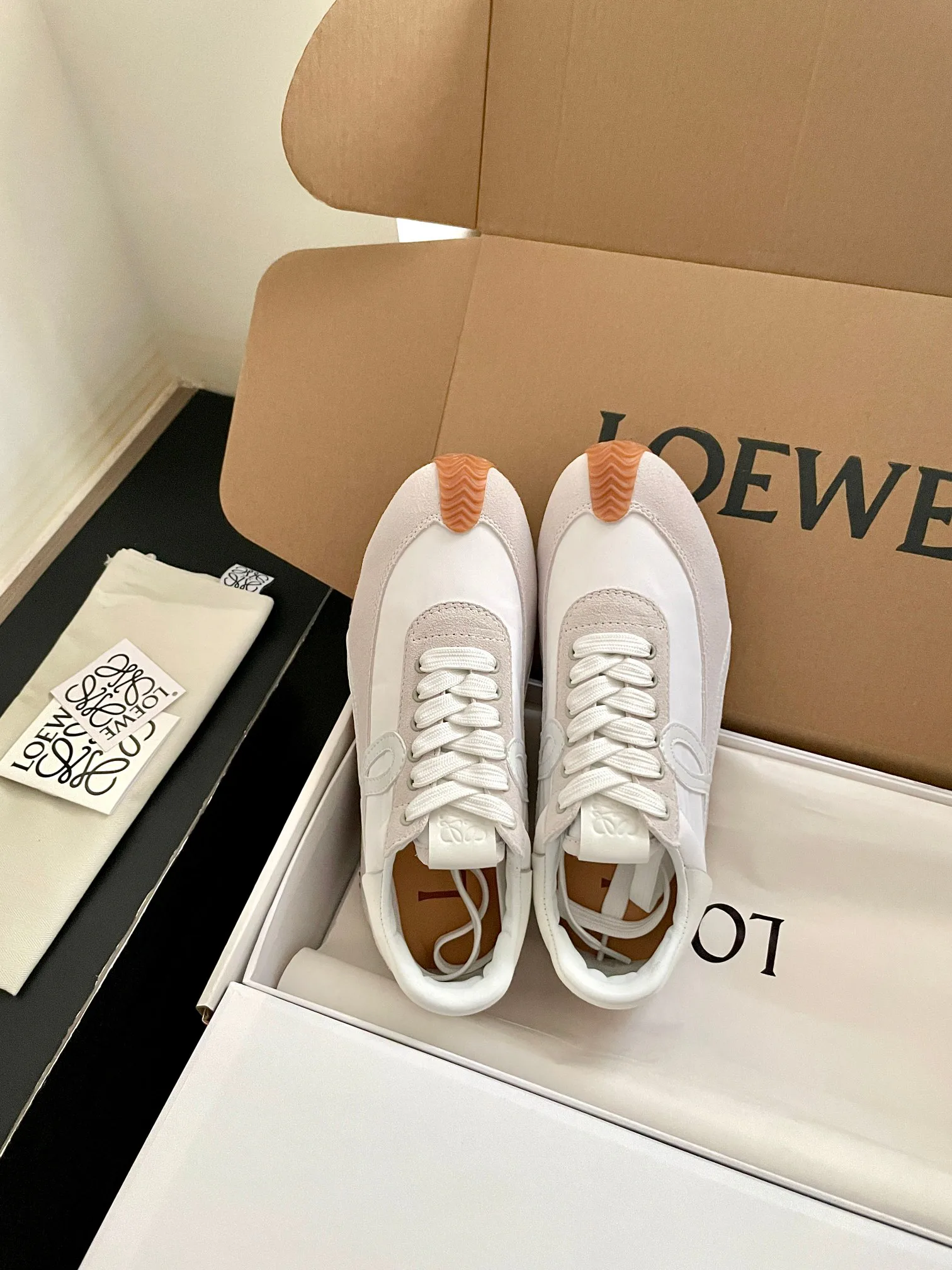 Кроссовки Женские Loewe 10822572