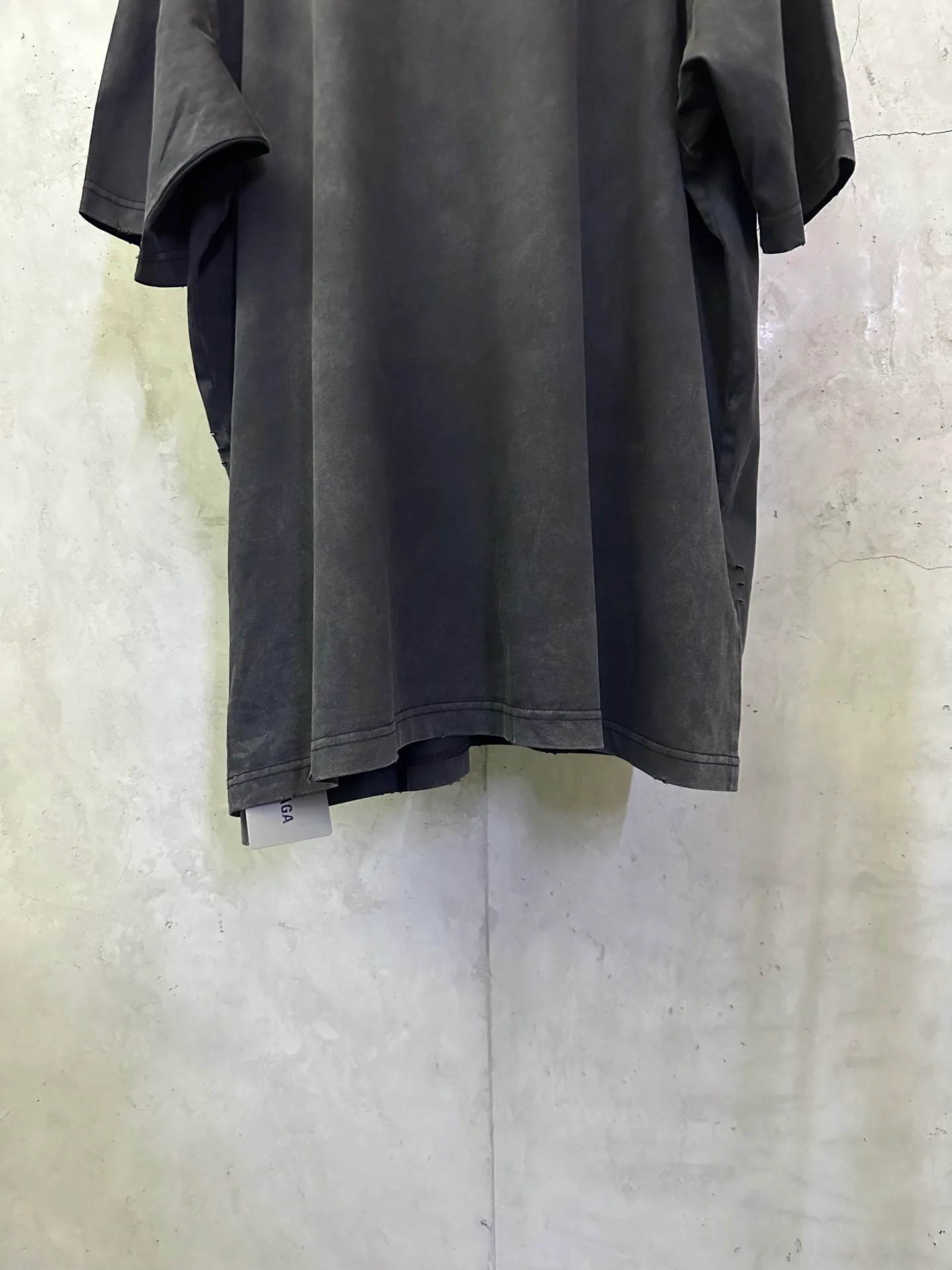 Футболки Женские Balenciaga 658390