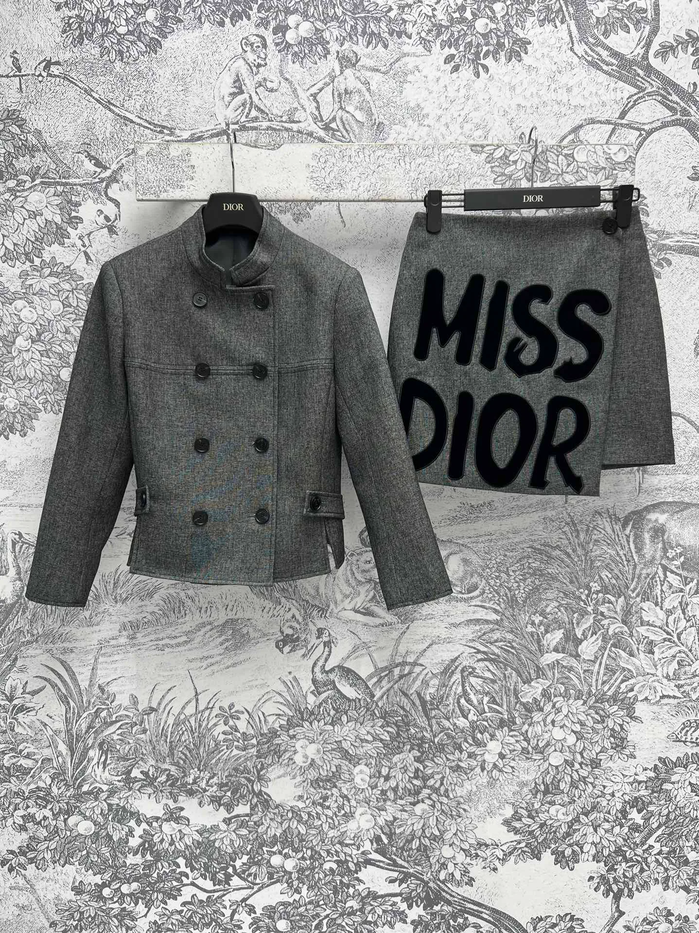 Костюмы Женские Christian Dior 11551575