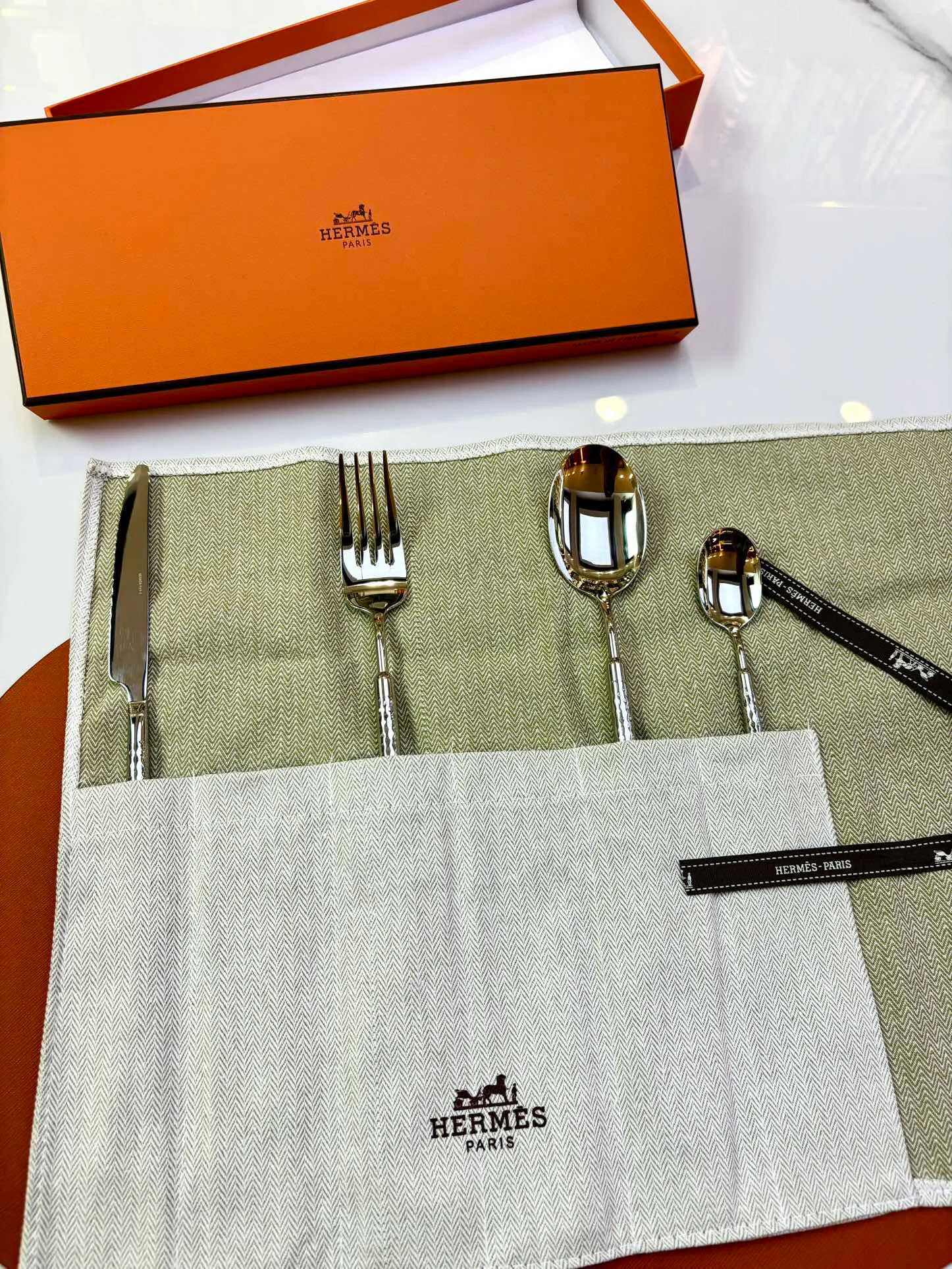 Посуда Hermes 5540