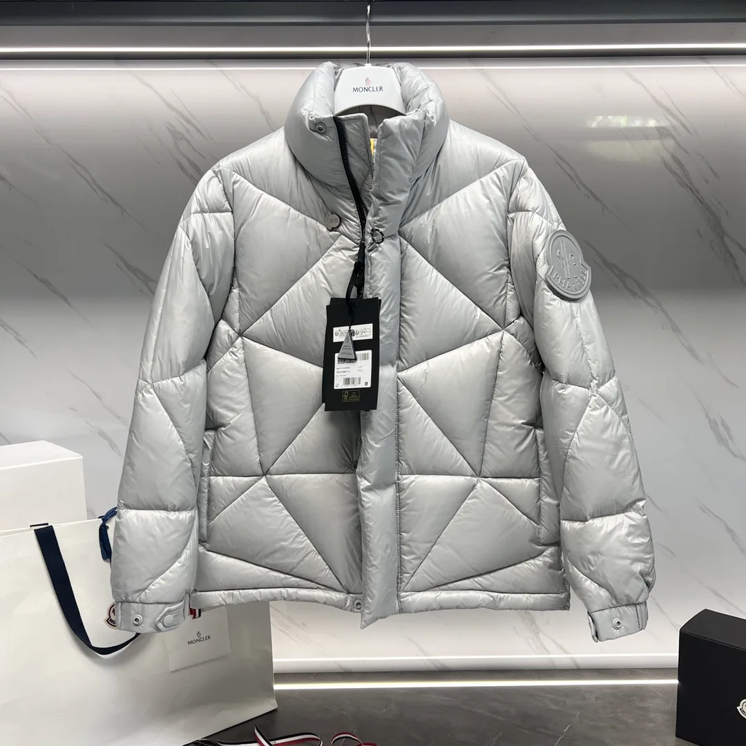 Куртки И Пуховики Мужские Moncler 1057356