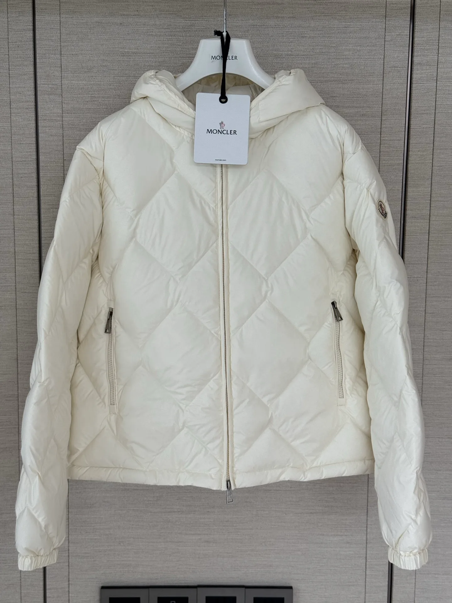 Куртки И Пуховики Женские Moncler 18603370