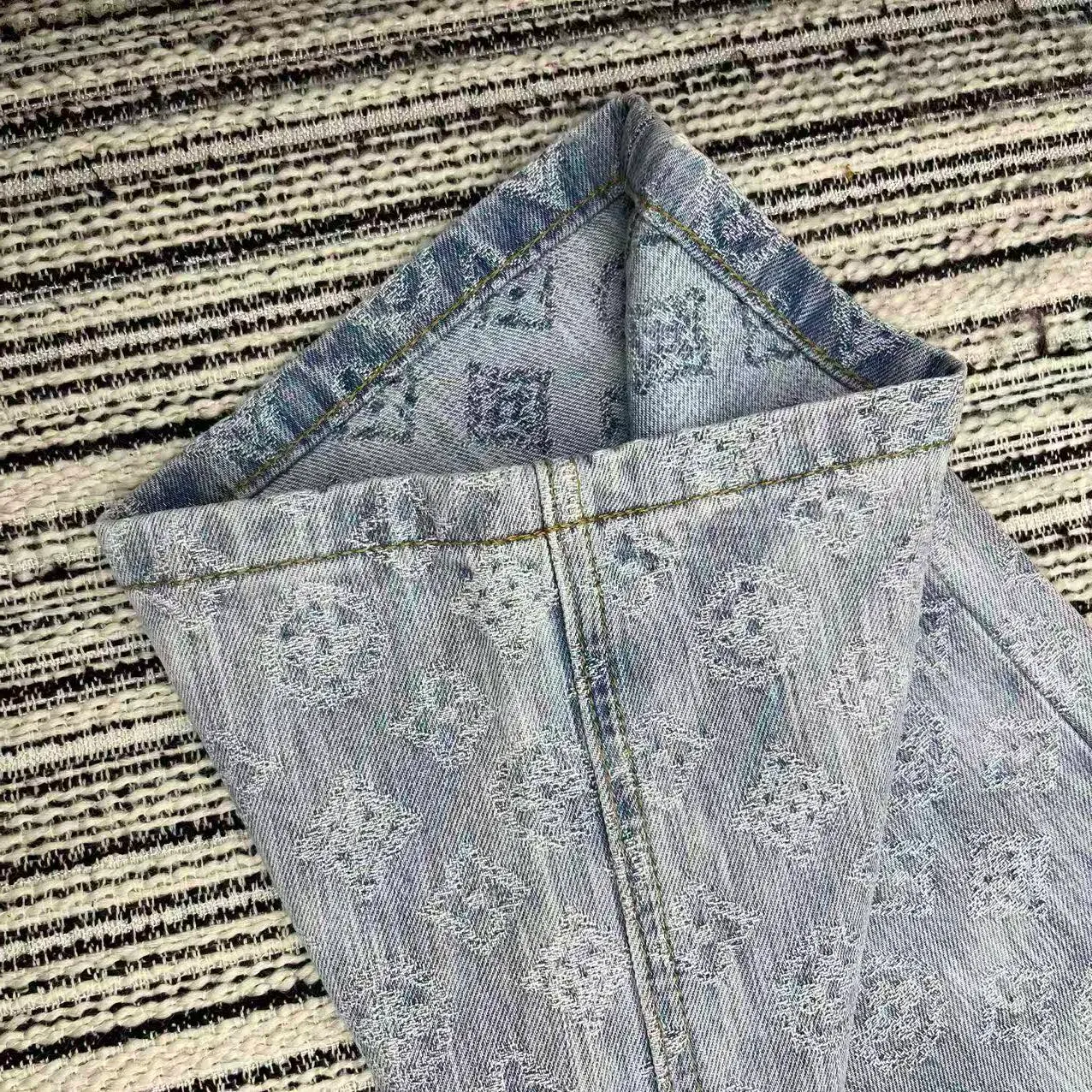 Джинсы Женские Louis Vuitton 1524409
