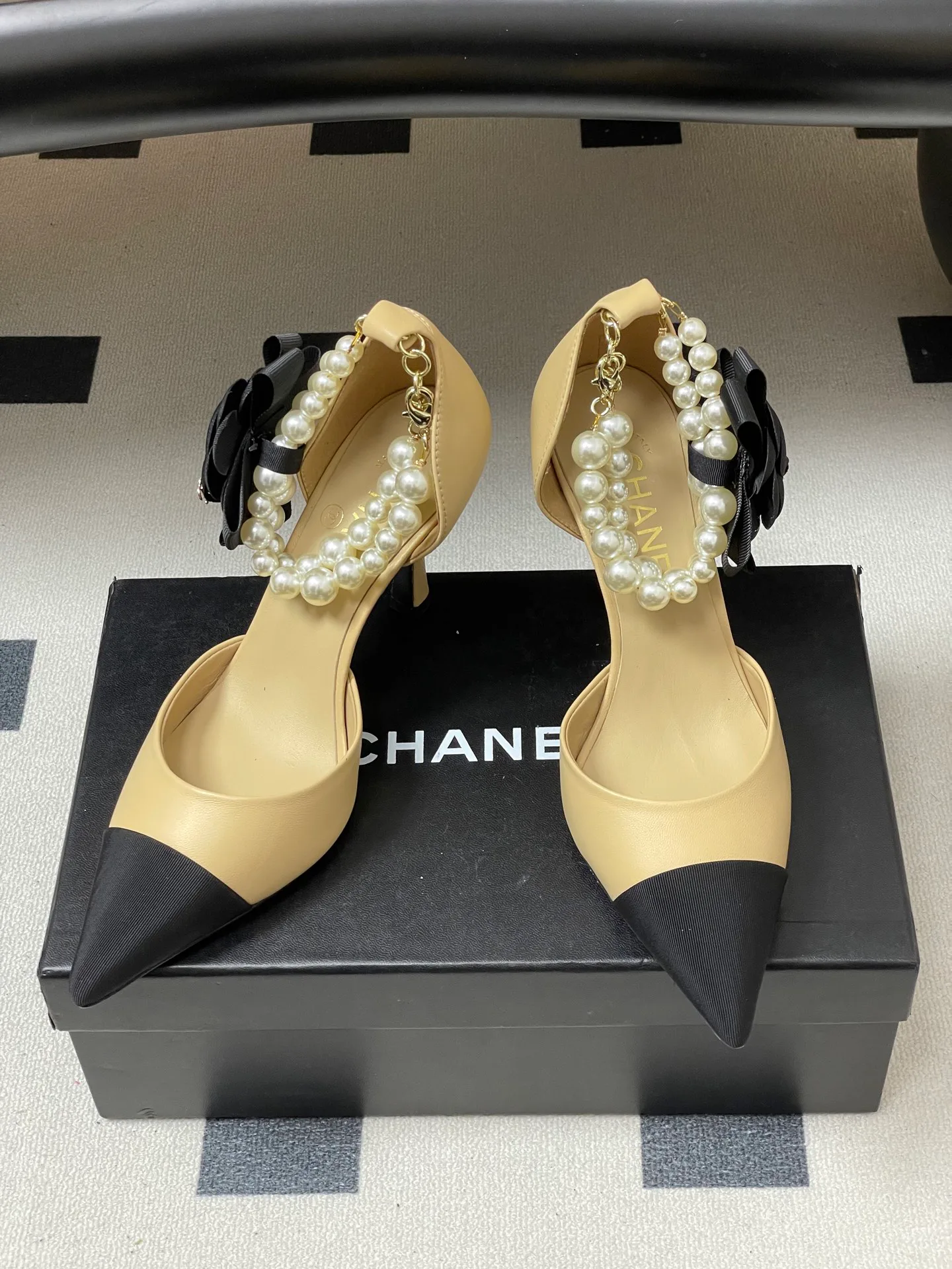 Босоножки Женские Chanel 12755626