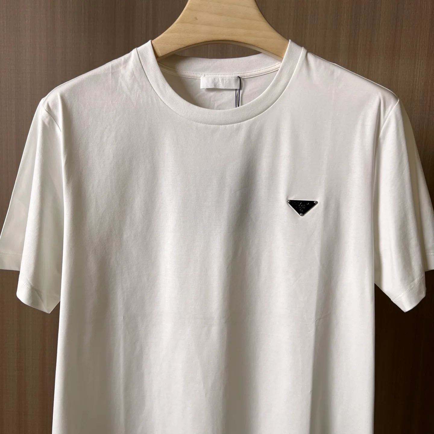 Футболки Женские Prada 11000489