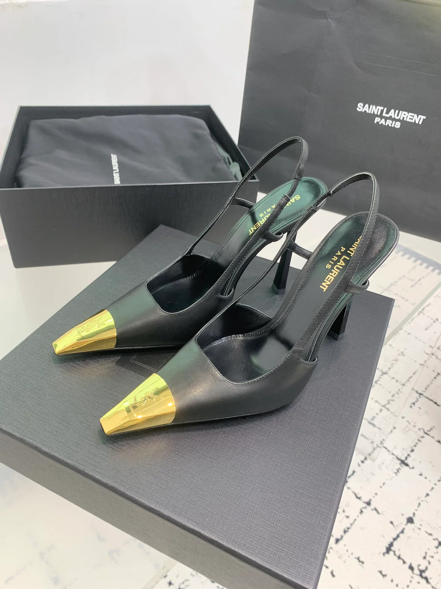 Туфли Женские Saint Laurent 7793