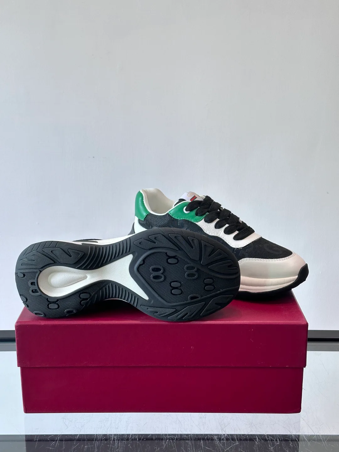 Кроссовки Мужские Gucci 3430324