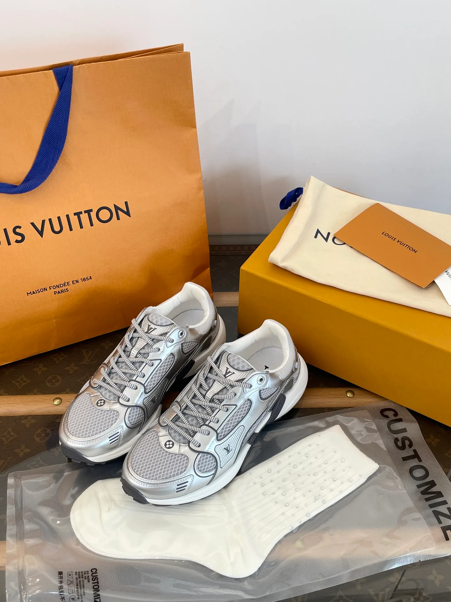 Кроссовки Женские Louis Vuitton 200568