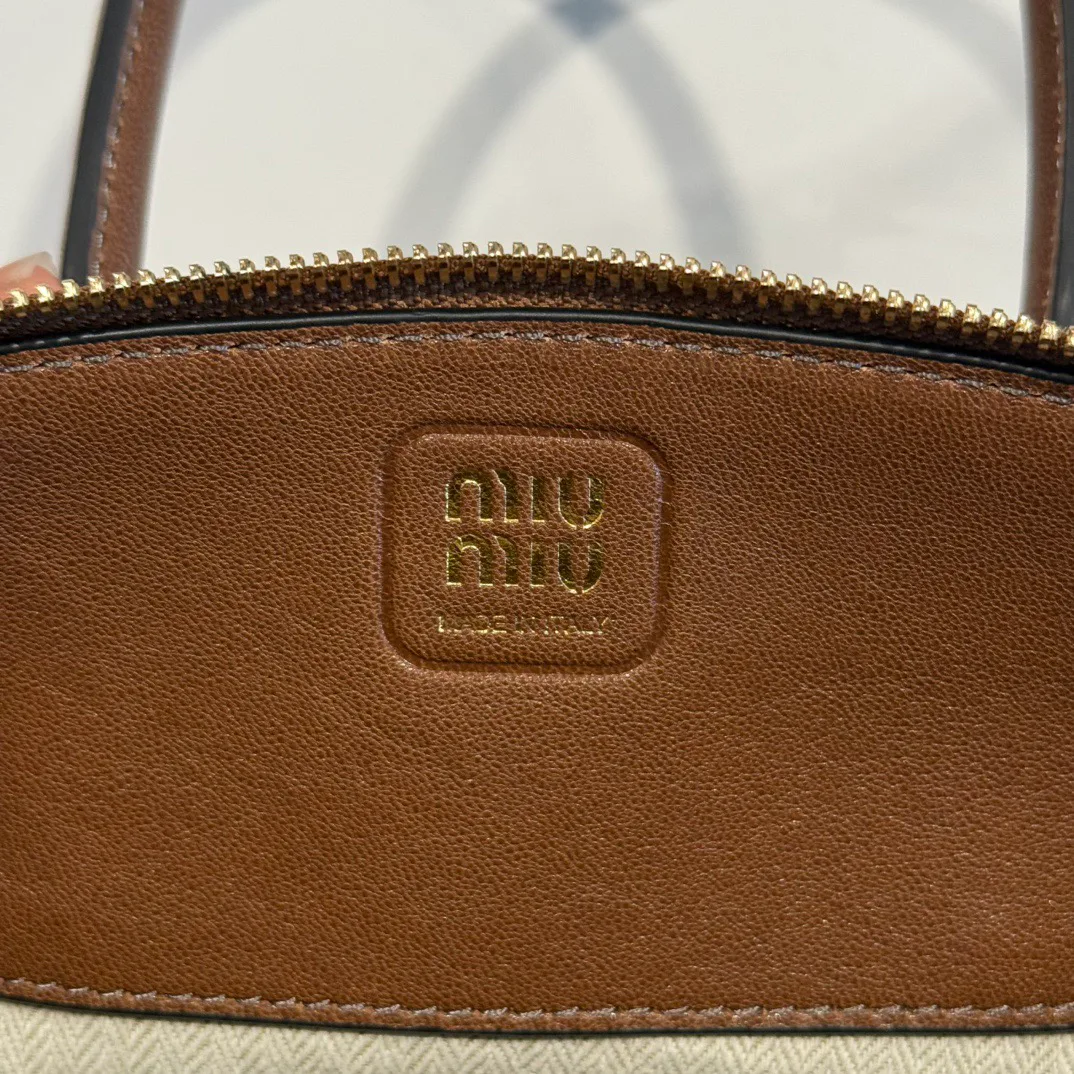 Классические Сумки Женские Miu Miu 11630284