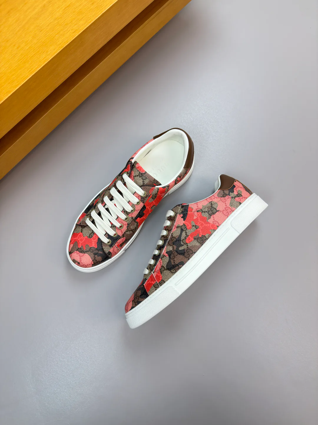 Кеды Женские Gucci 11702491