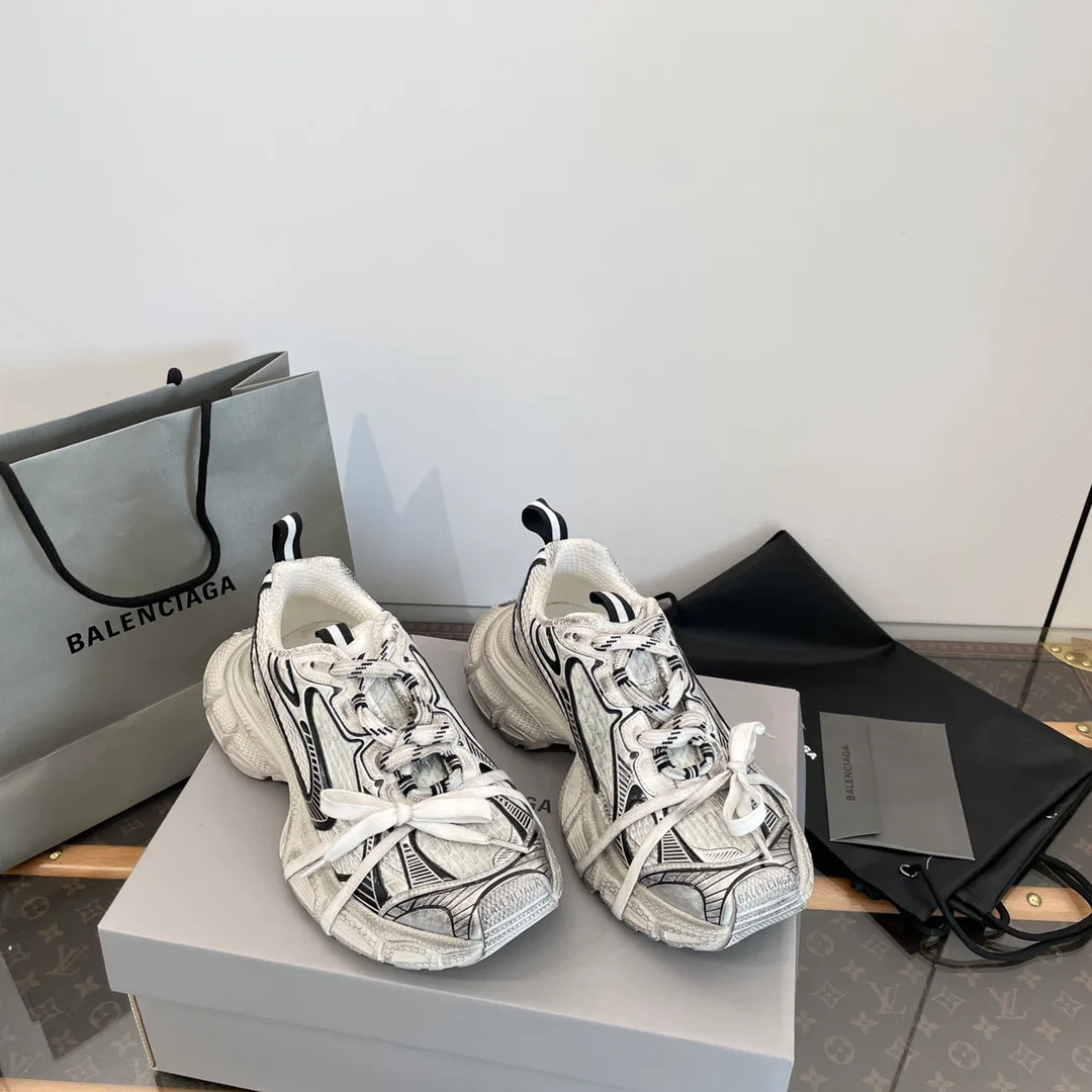 Кроссовки Женские Balenciaga 12656298