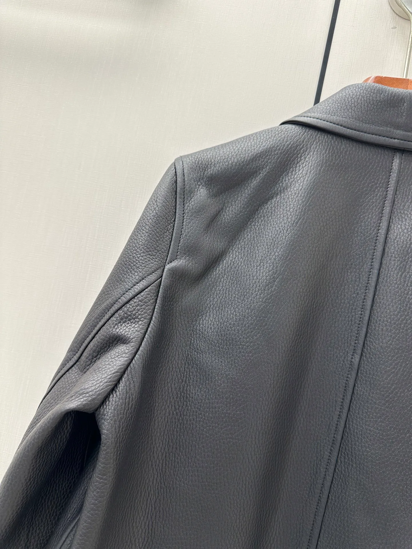 Кожаные Куртки И Дублёнки Женские Hermes 17500813