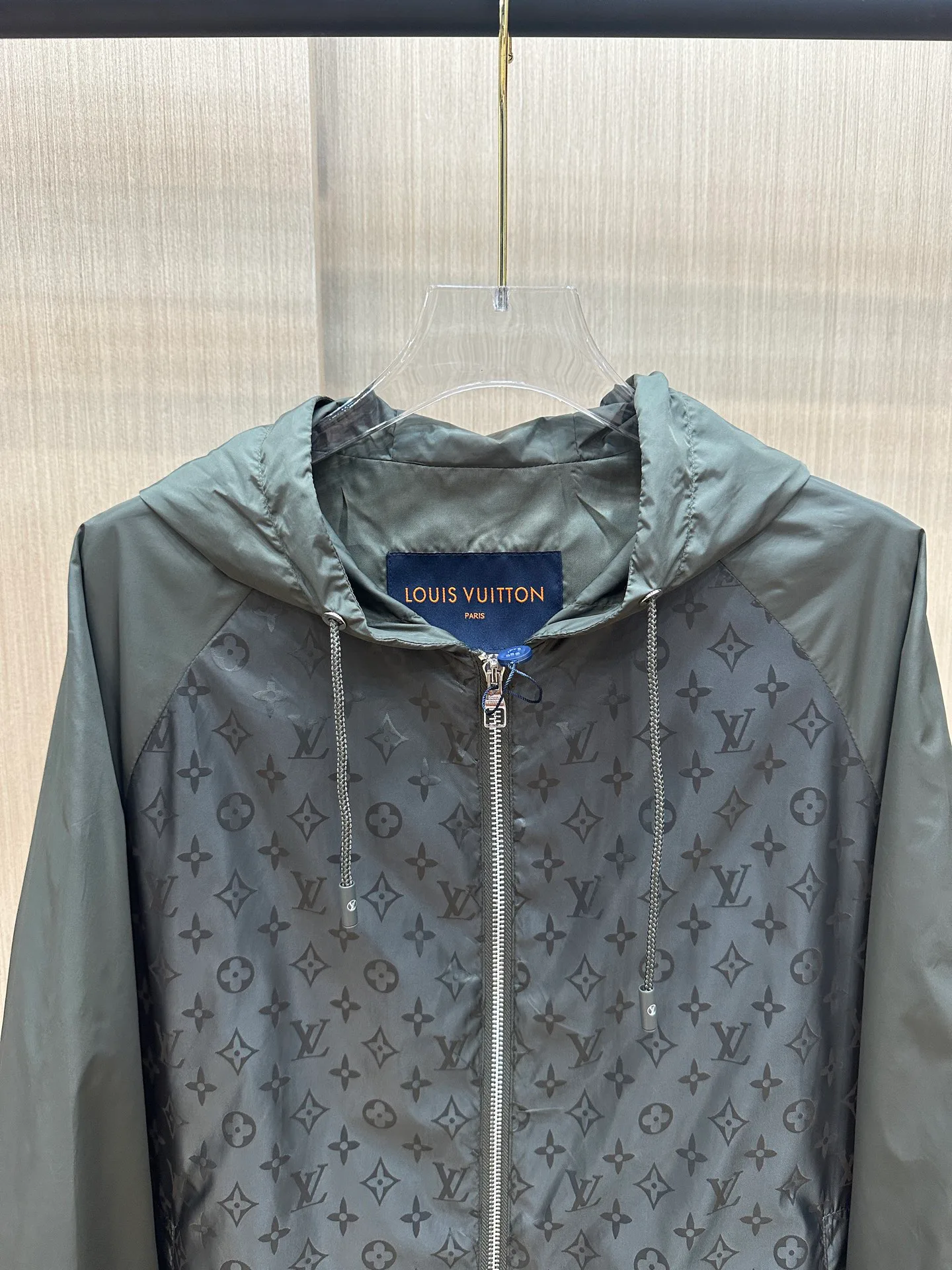 Куртки И Пуховики Мужские Louis Vuitton 11520392