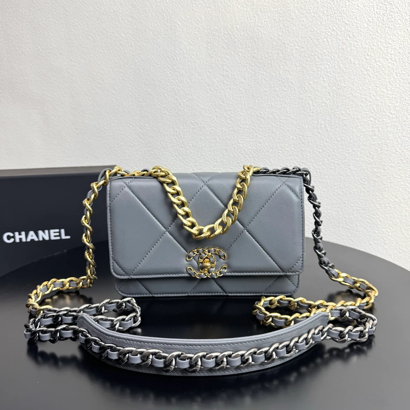 Классические Сумки Женские Chanel 11919675