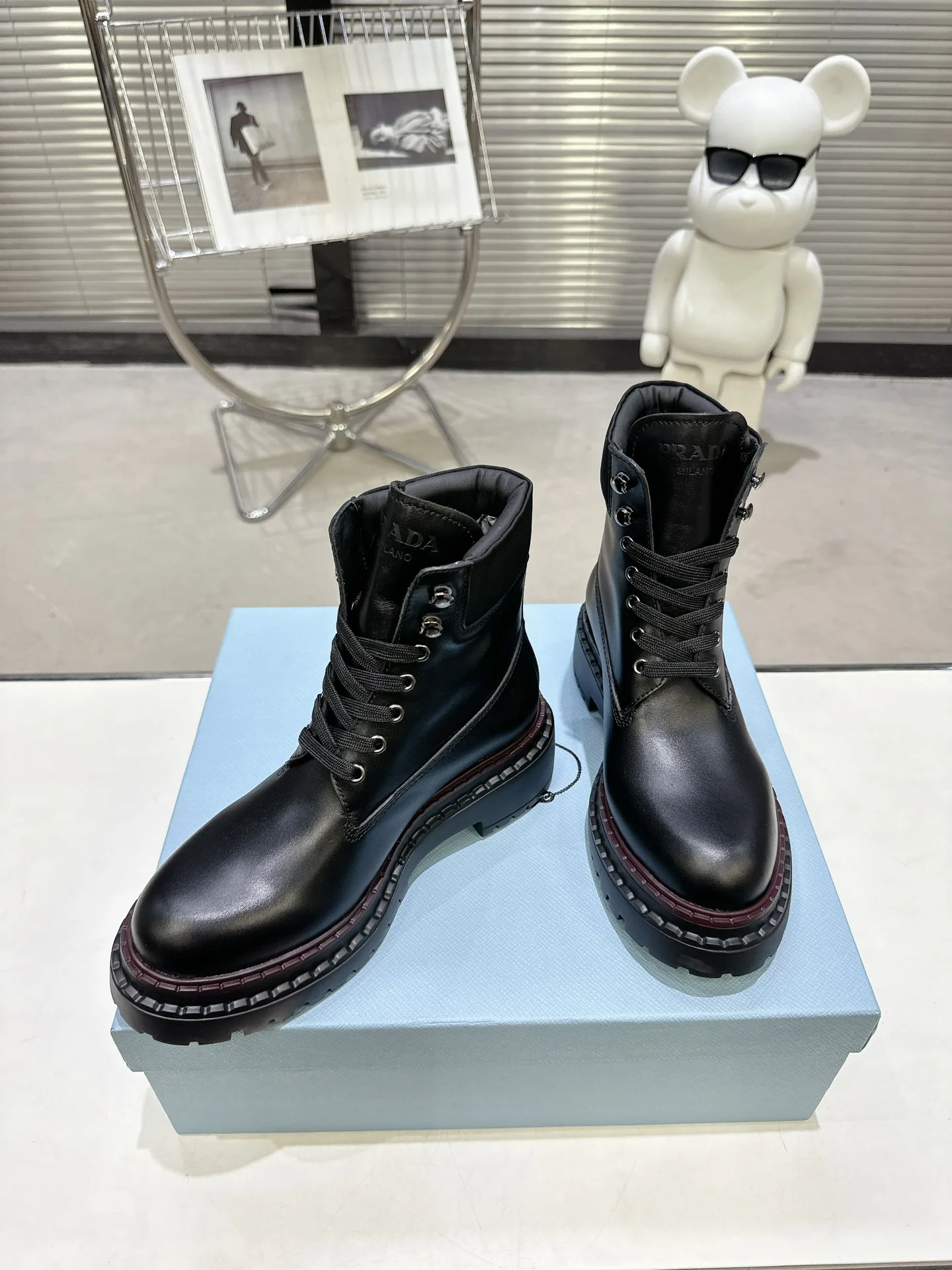 Ботинки Женские Prada 18703070