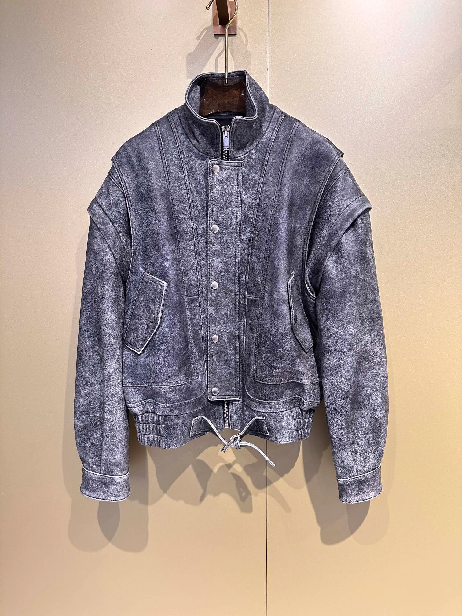 Кожаные Куртки И Дублёнки Женские Saint Laurent 18308401