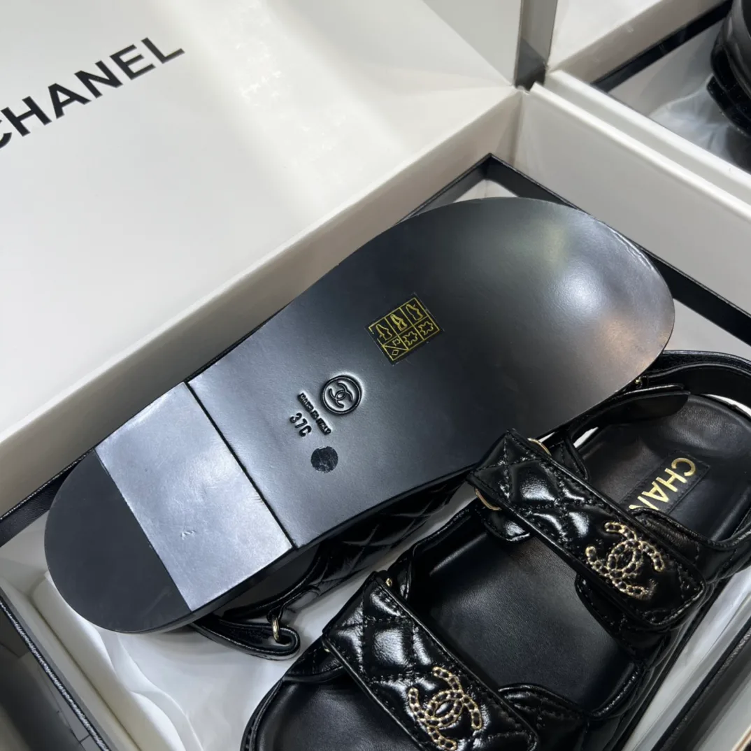 Сандалии Женские Chanel 11233817
