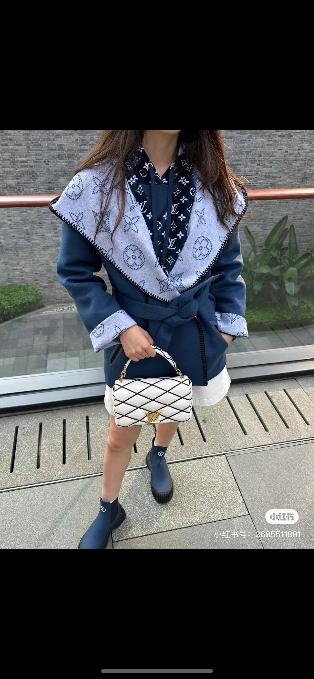 Пальто Женские Louis Vuitton 18601485