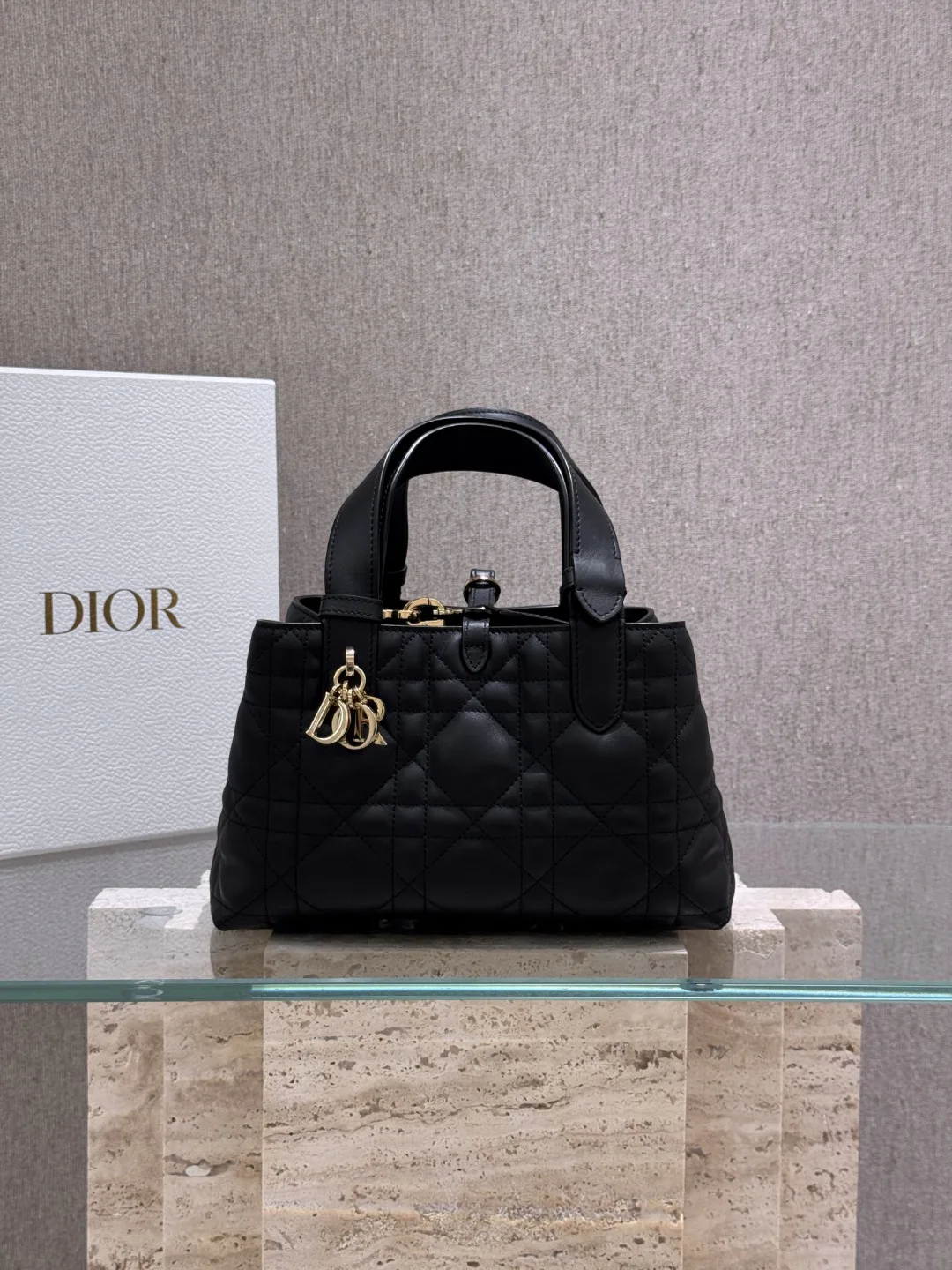 Классические Сумки Женские Christian Dior 17435974
