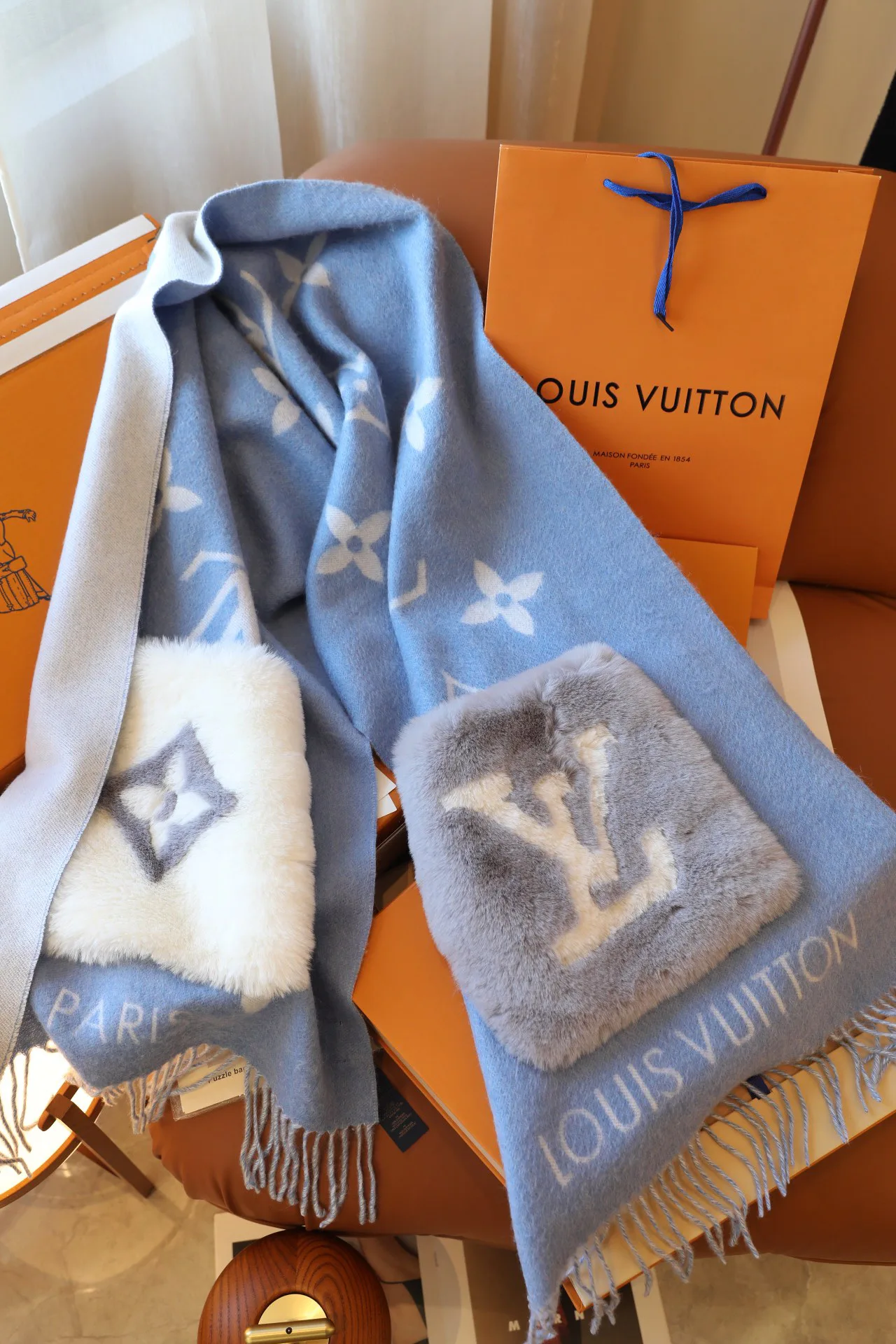 Шарфы Louis Vuitton 11654296