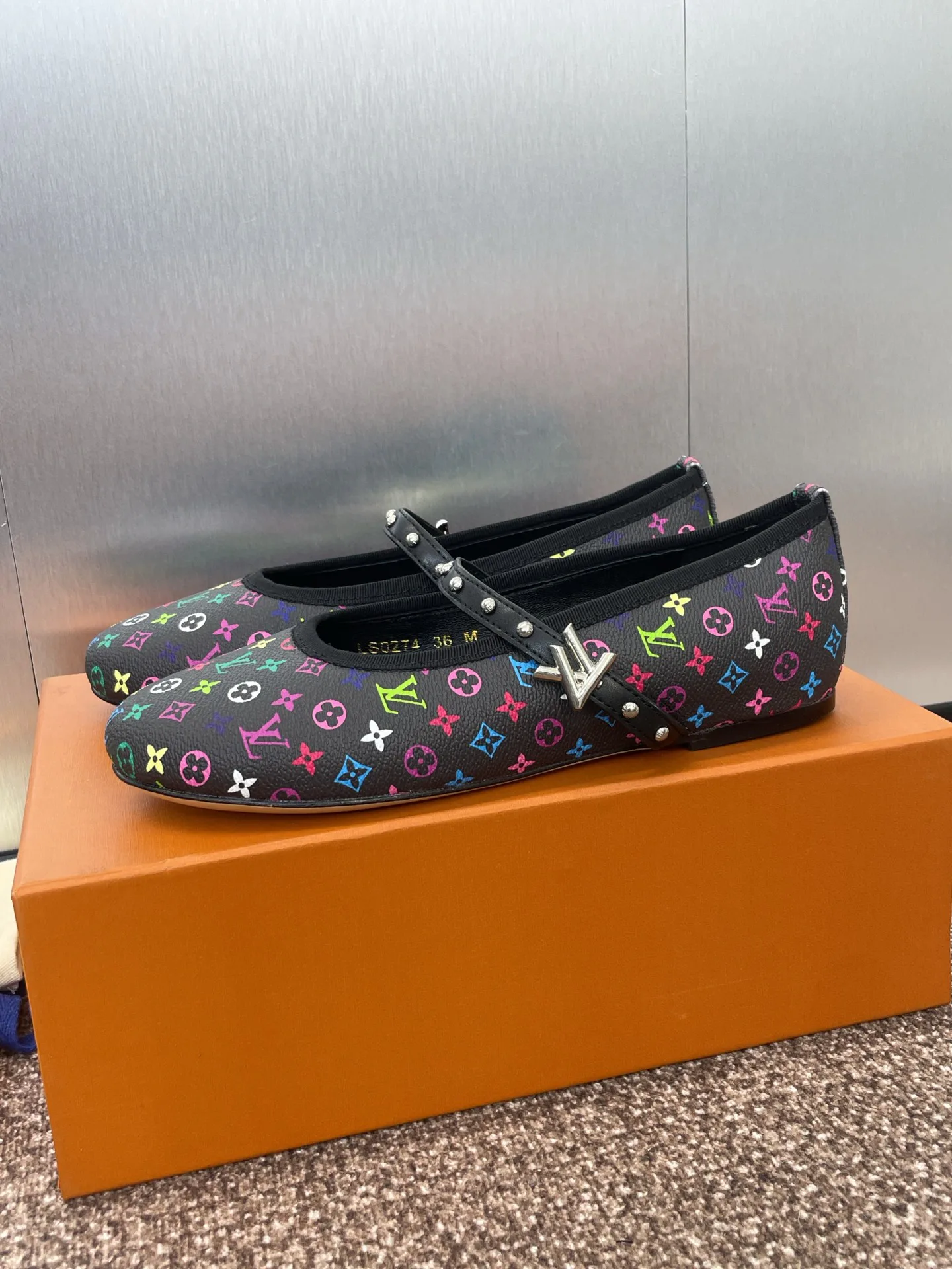 Туфли Женские Louis Vuitton 13346513