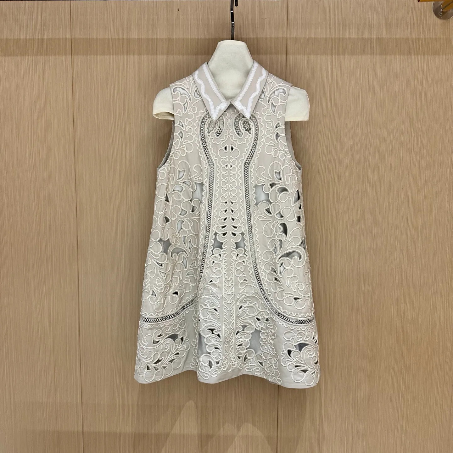 Платья Женские Valentino 10783233