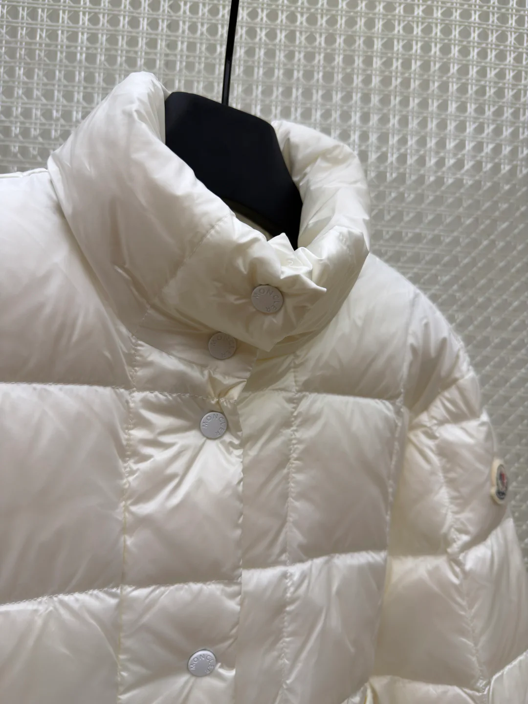 Куртки И Пуховики Женские Moncler 18612872
