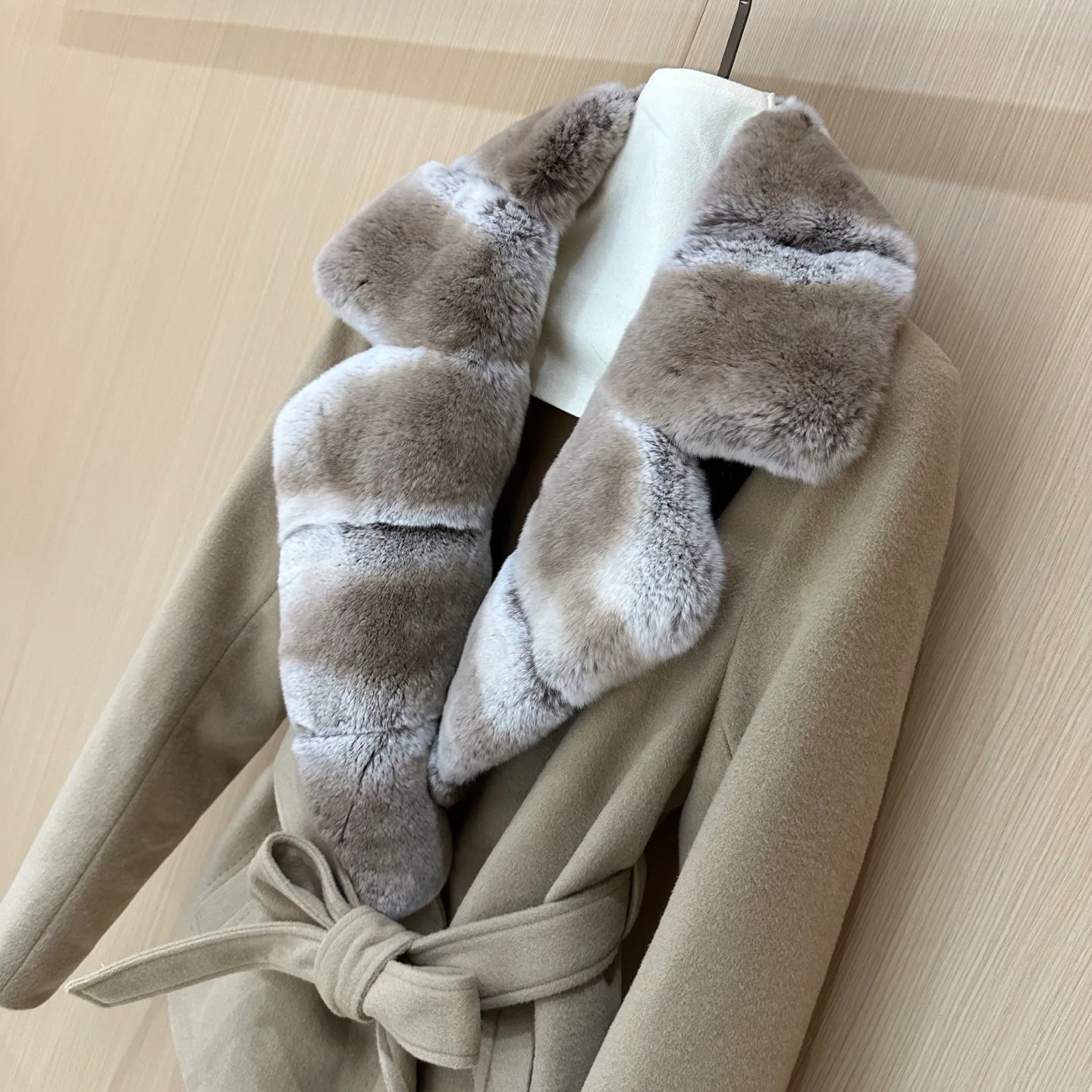 Пальто Женские Fendi 1128401