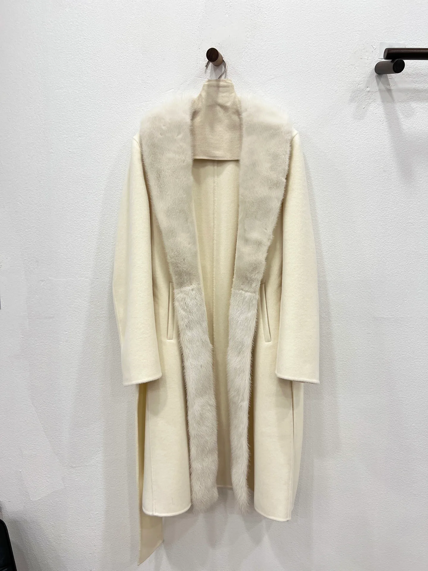 Шубы Женские Loro Piana 248428