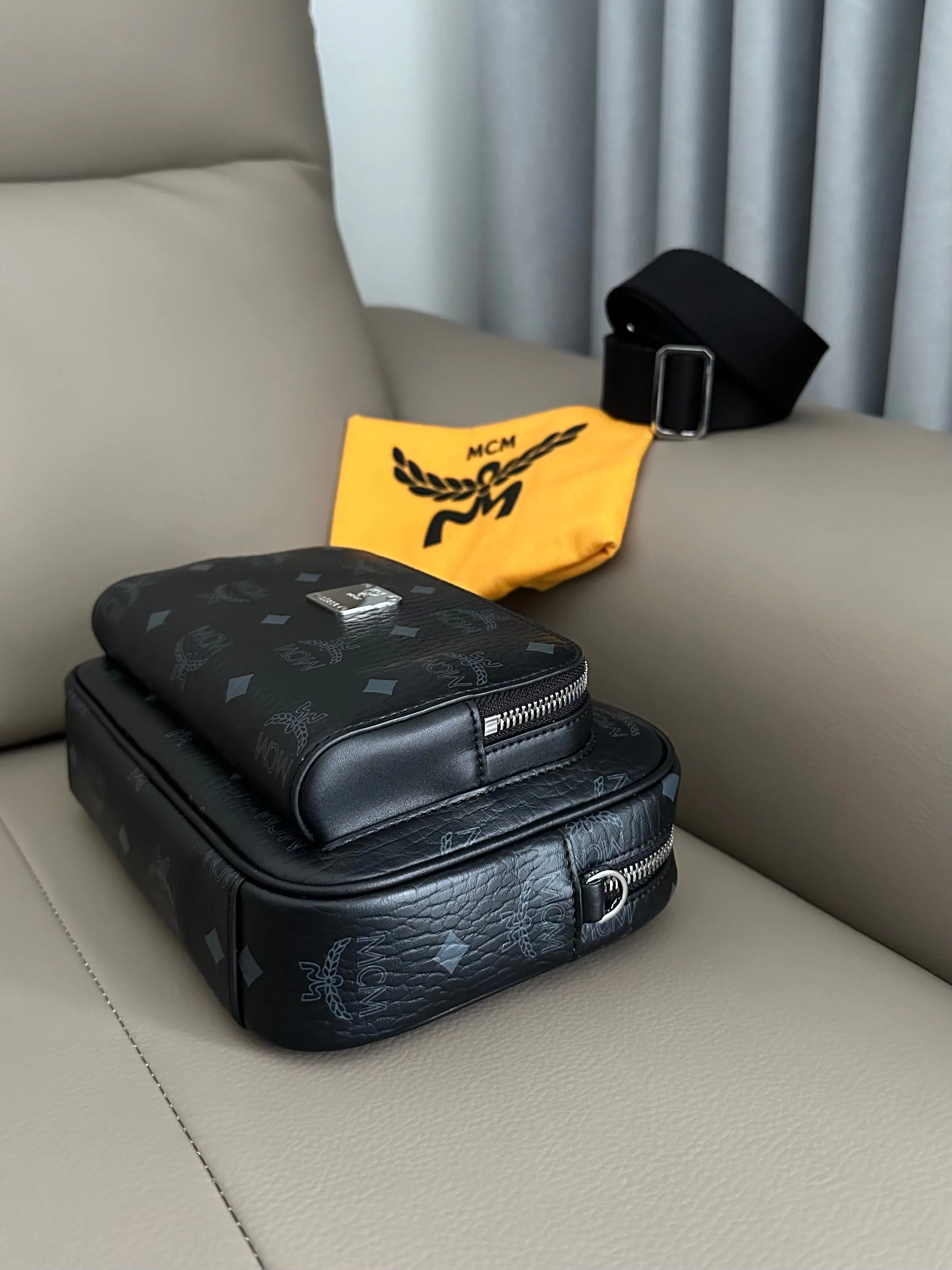 Сумки На Ремне Женские Mcm 27481