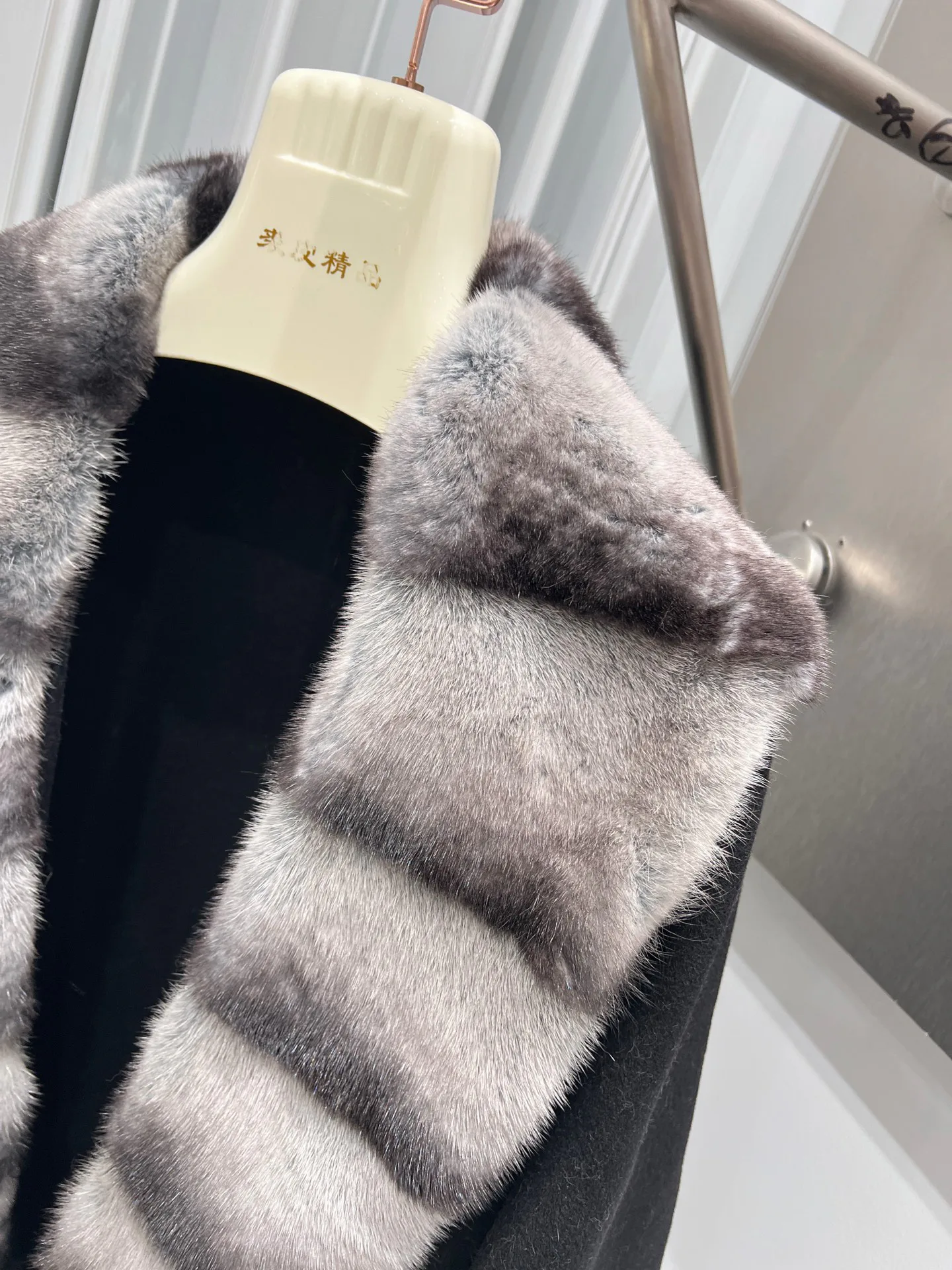 Пальто Женские Loro Piana 18734821