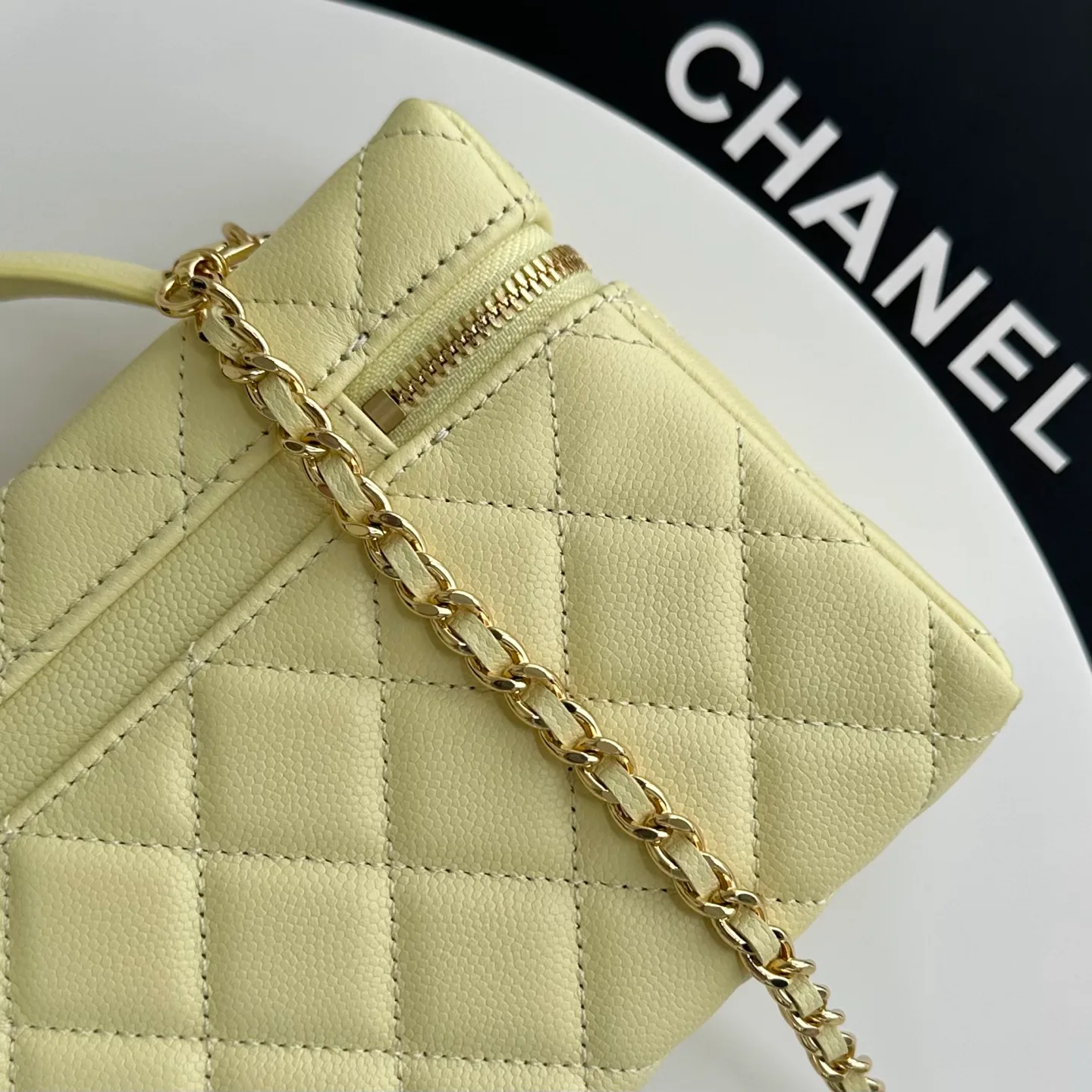 Классические Сумки Женские Chanel 18186213