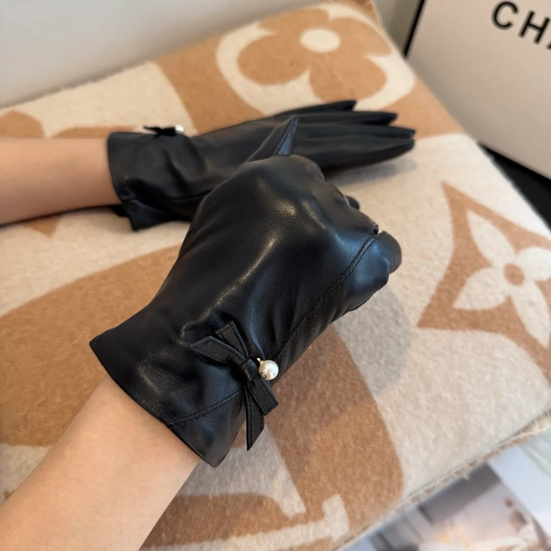 Перчатки Chanel 18574873