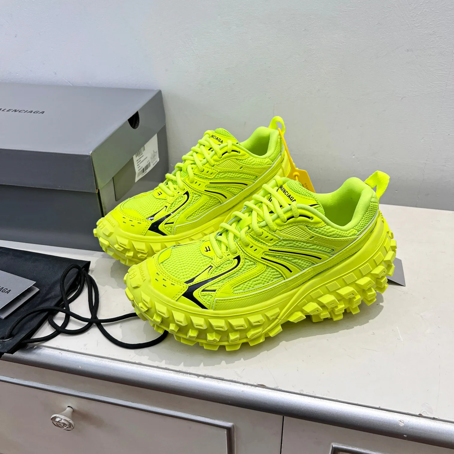 Кроссовки Женские Balenciaga 6428066