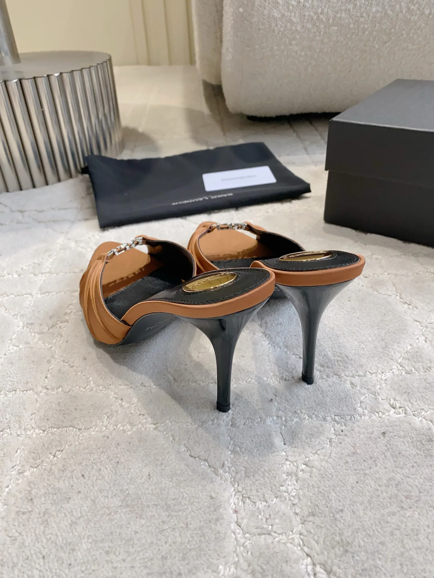 Босоножки Женские Saint Laurent 13332000